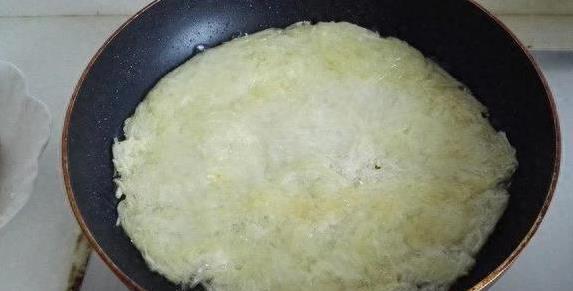 瘦人胖人吃都好，土豆煎饼香满屋，儿子减肥还上瘾