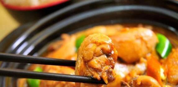 鸡肉腥味重？3步做出饭店味板栗炖鸡，香到邻居敲门！