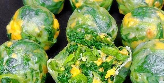 菠菜鸡蛋包子5分钟出锅，低卡营养又防感冒，你敢信？