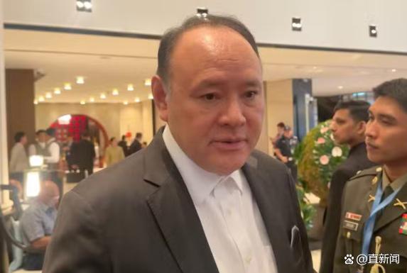 菲防长大放厥词当天 解放军亮剑 南海局势紧张升级