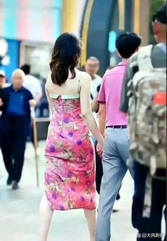 街拍牵手涉事女子已停职!
