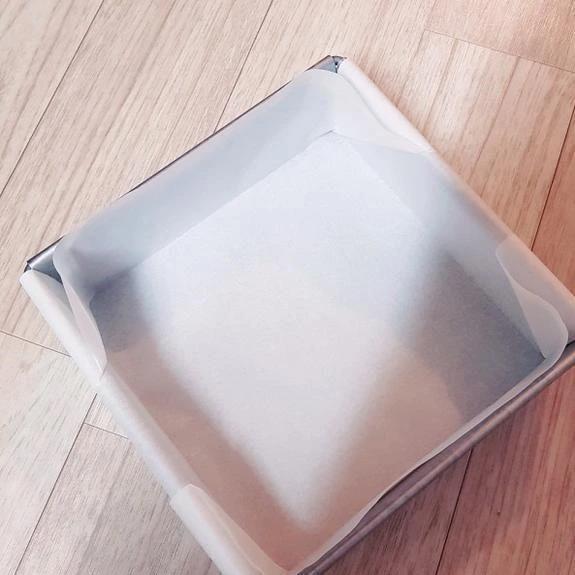 用烤箱烘烤食物，什么情况用锡纸？什么情况用油纸？用错后果严重