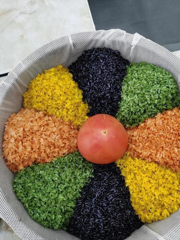 荔波美食探秘：十大必尝佳肴，品味黔南风味盛宴