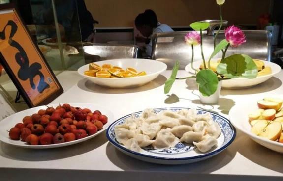 石家庄这家素食餐厅，花20块钱，50多种菜品随便吃