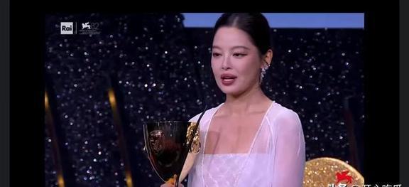 赵涛帮辛芷蕾争取到了影后奖 华语影坛新女王诞生
