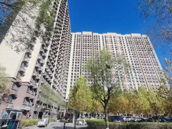 北京今日天气晴好，最高气温14℃，适宜户外活动 无尾号限行