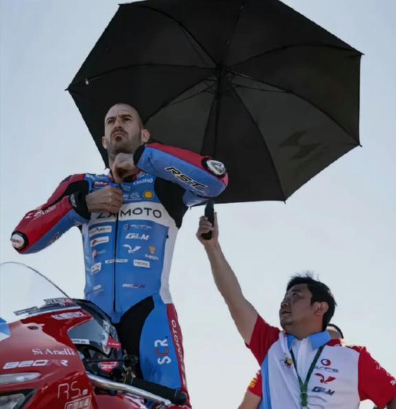 张雪一个操作让职工不舍得辞职 高薪留东谈主才