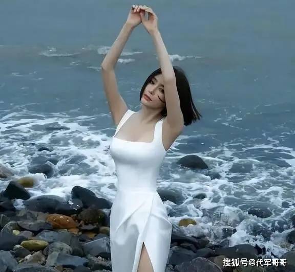 盘点年近50还没结婚的4位美女明星，你最喜欢谁？