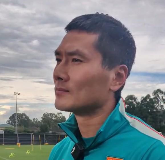 国足主帅邵佳一:国家队没友谊赛