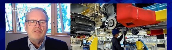 金价大跌银价暴跌 保证金上调引发市场震荡