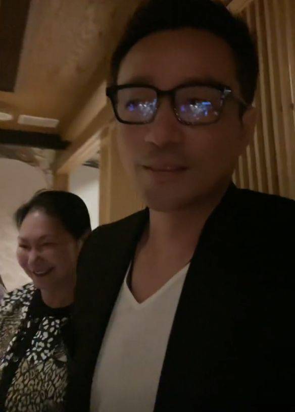 汪小菲为女儿庆生！和S妈唱生日歌仍喊丈母娘，不怕具俊晔吃醋？