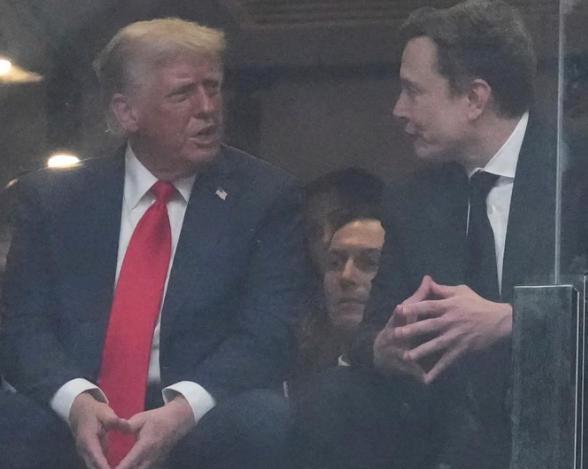 查理柯克追悼会 特朗普誓言继续其事业