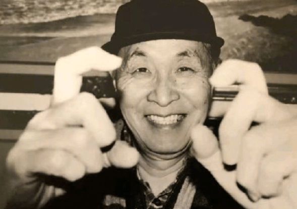 香港著名画家姜云行去世 曾与金庸梁羽生等合作
