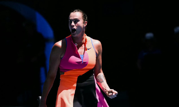 萨巴伦卡2比0斯维托丽娜