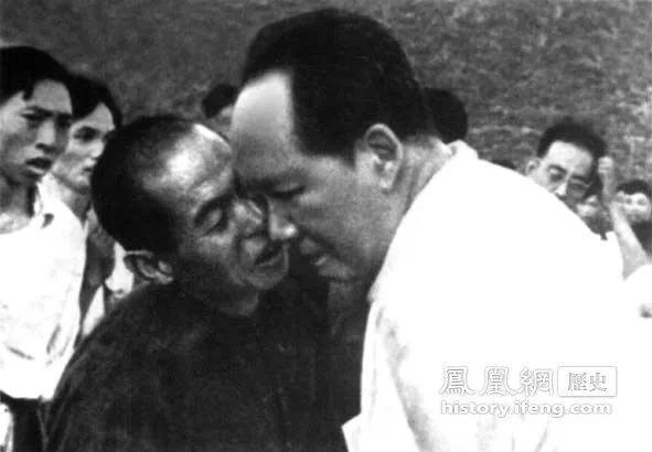 看完1959年毛泽东回乡为父母省墓，我才顿悟中国为什么要有辉煌