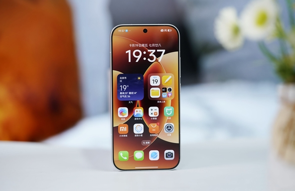 存储成本飙升将冲击全球手机市场 明年均价或上涨6.9%