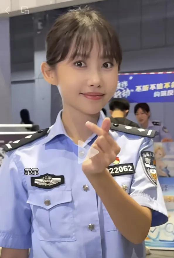 女警撞脸邱淑贞走红 本人回应 希望大家关注反诈工作