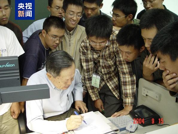 杨振宁说血管流的是中华文化血液 一生心怀家国