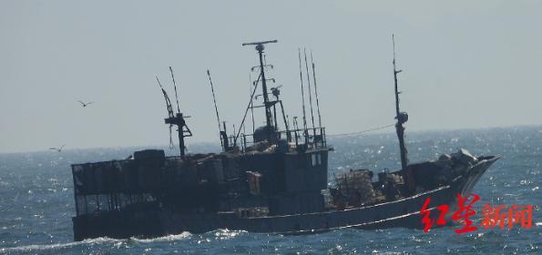 韩海警否认中国船员曾6次求救 救援争议持续