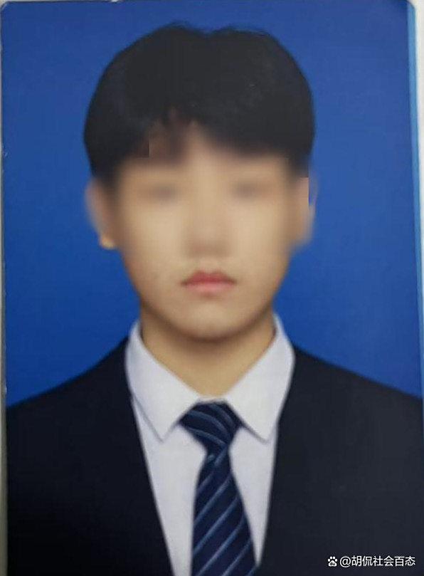 男生宿舍打游戏晕倒猝死 学校回应 急救争议未决