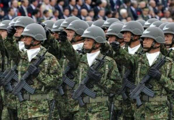 日本正在加快修改和平宪法 军国主义阴影再现