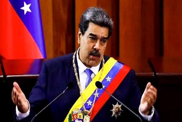 世界最大航母逼近拉美 极限施压背后的博弈