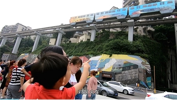 TVB纪录片《无穷之路2：无价之保》刷爆网络 香港网友：看完很想去内地旅行