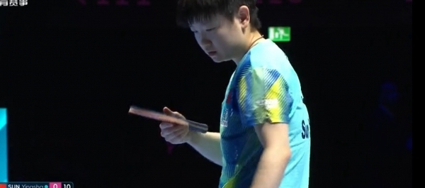 孙颖莎3-0击败了台北队的李昱谆,对手送孙颖莎“超级霹雳转”新外号