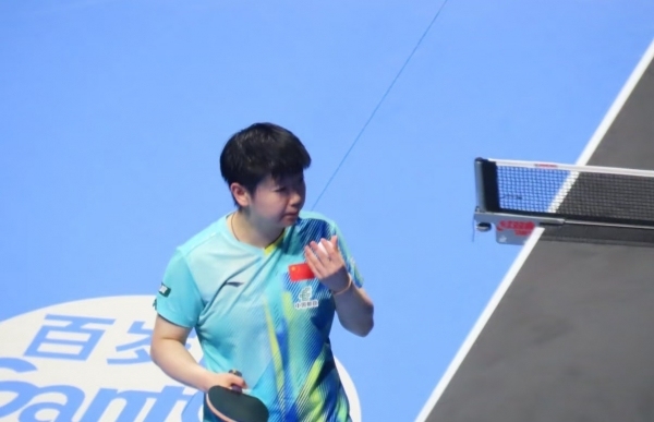 孙颖莎3-0击败了台北队的李昱谆,对手送孙颖莎“超级霹雳转”新外号