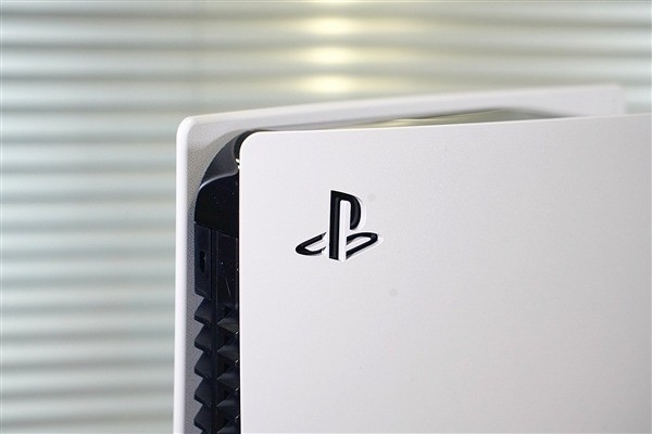 便宜600元 索尼PS5上市三年首次官方降价！