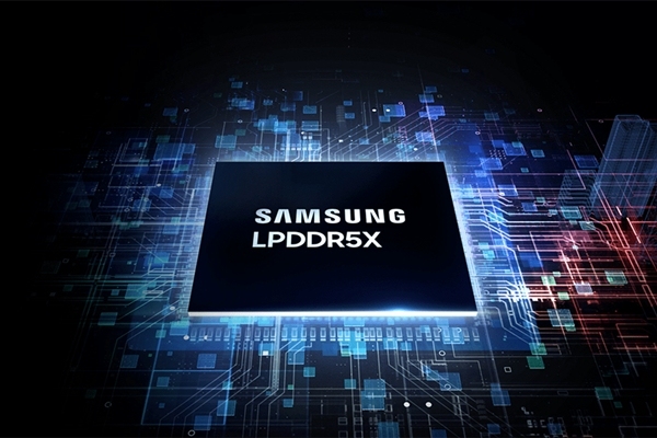 内存疯涨逼疯三星！为了省钱弃用自家屏幕