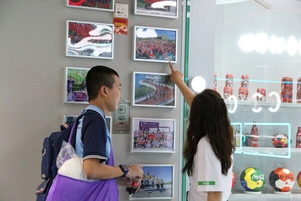 世界孤独症日来临之际 厦门太古可口可乐"绘聚星光"再起航