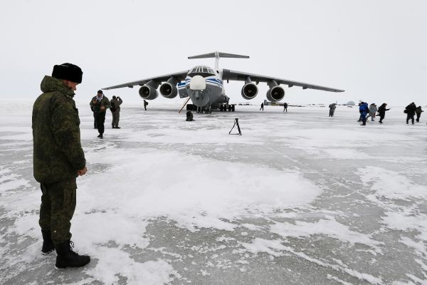 俄计划扩建北极军用机场 可起降图-95MS战略轰炸机