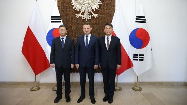 韩媒：与波兰签大单 韩国军工首次敲开欧洲大门