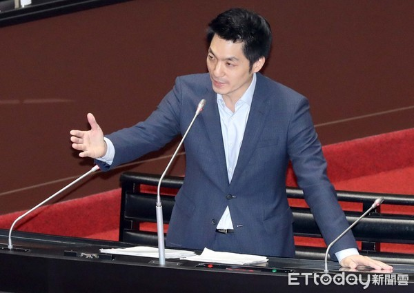 蒋经国之孙蒋万安想参选台北市长,将直面蒋家议题