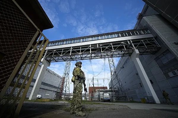 扎波罗热核电站又遭炮击