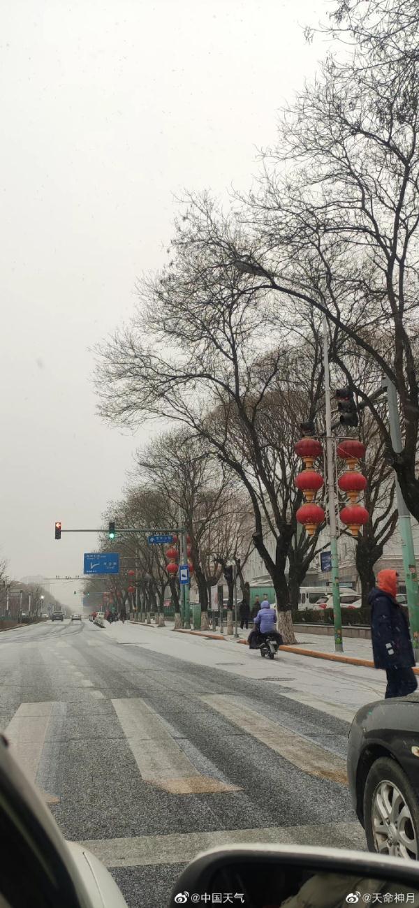 12～14日雨雪、大风降温，北京有望迎来2023年的初雪！北京下雪了！