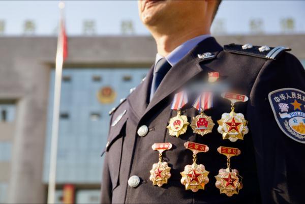 她给丈夫打电话，只敢响铃5秒……