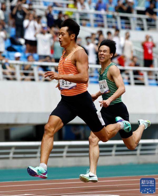 全国冠军赛：谢震业男子200米夺冠