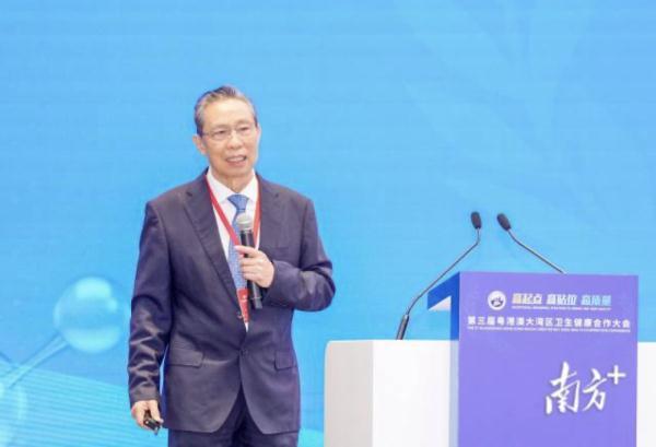 新冠病毒感染将出现小高峰！钟南山说有6种新冠病毒疫苗可选择