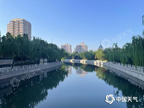 未來(lái)三天北京以晴到多云天氣為主 晝夜溫差大適時(shí)增減衣物 氣溫回升近30℃
