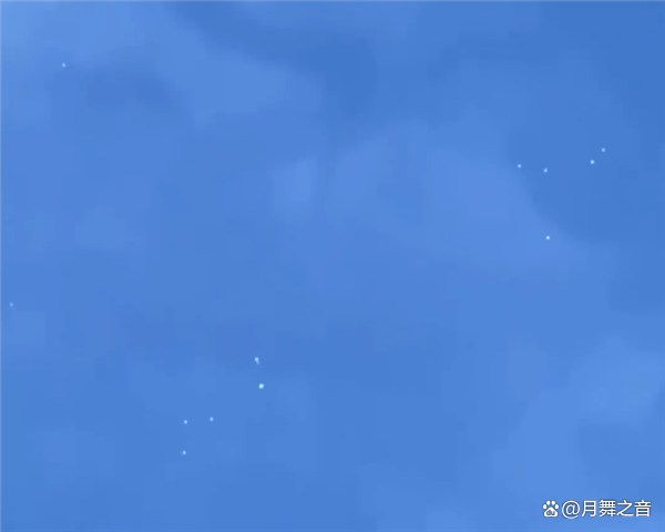 西安上空不明飞行物是九天无人机吗 空中航母首飞成功