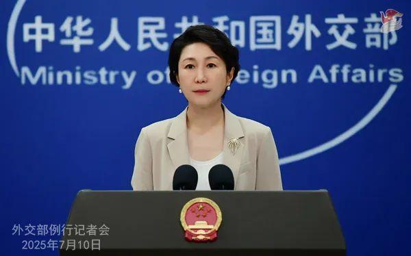 乌克兰声称已拘留两名中国公民 外交部回应 正核实情况