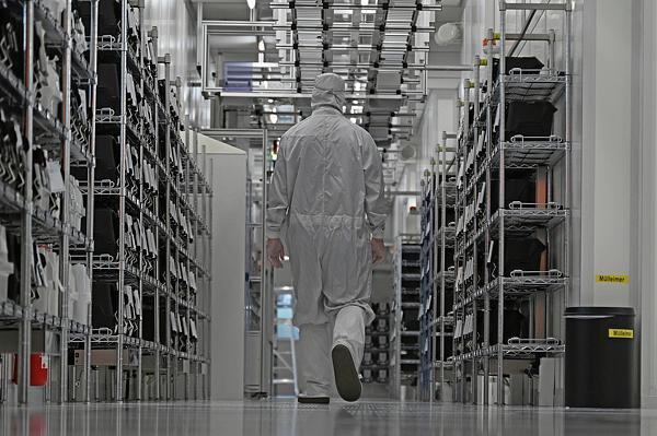 阿斯麦CEO就安世半导体事件表态 强调对话重要性