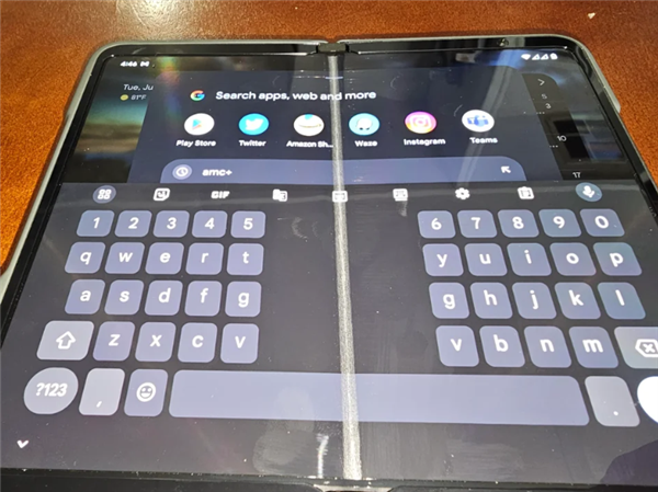 iPhone Fold憑什么敢賣這么貴 無折痕技術突破