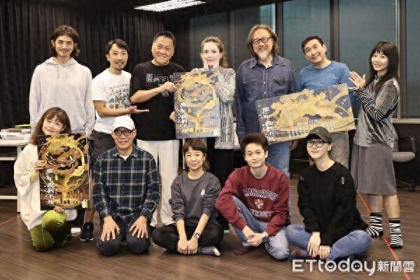 许玮甯患甲流不敢抱女儿