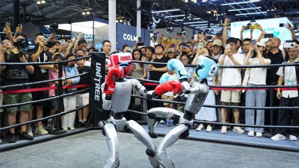 6位在日中国人的社会观察 科技乐观主义视角