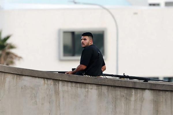 澳大利亚邦迪海滩案嫌疑人曾去菲律宾 极端组织关联疑云