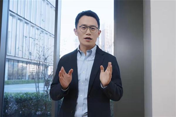 王腾称团队一天工作8小时 弹性工作制反内卷