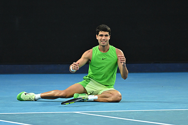 阿尔卡拉斯澳网男单夺冠 新生代巨头崛起
